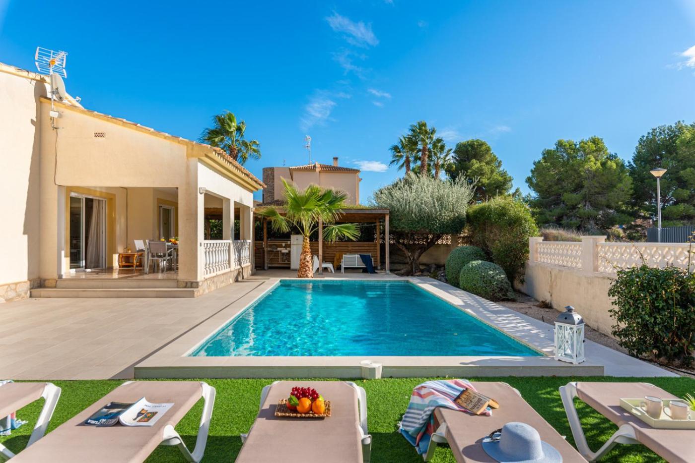 Villa Mila 10 - Plusholidays Калпе Екстериор снимка